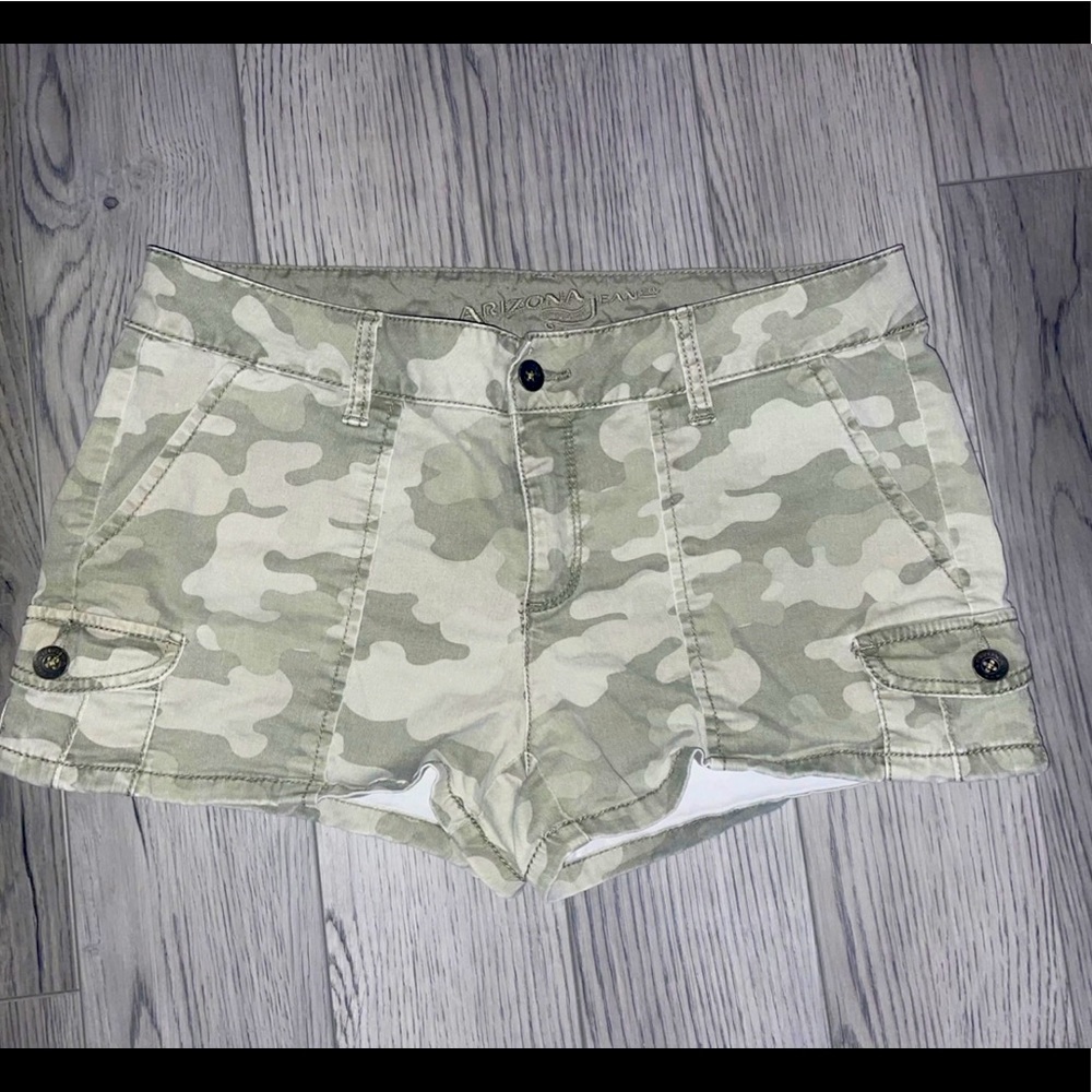 Arizona Jean Company...Women’s camo shorts